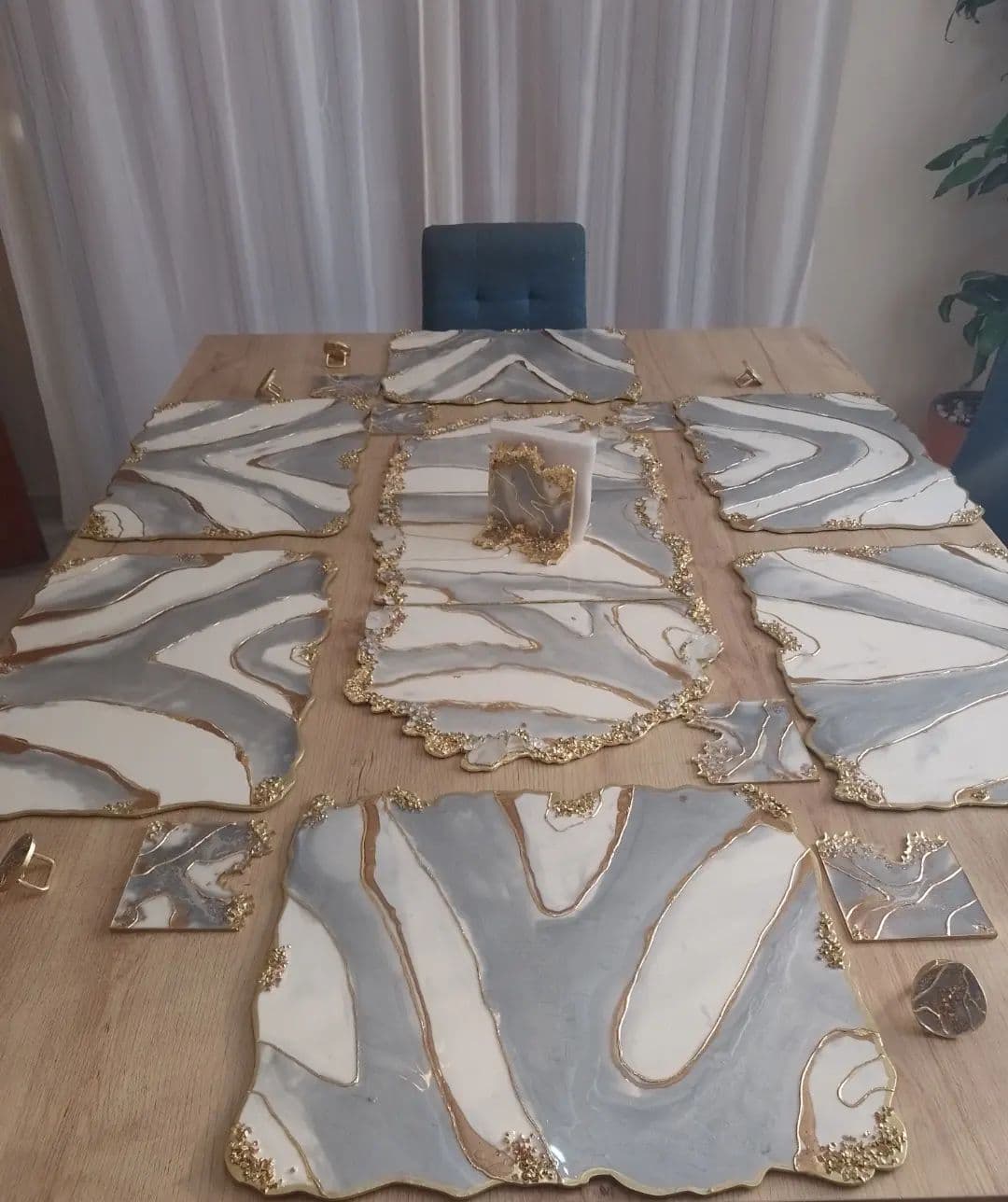 Table Runner — Moscow Gray - View 4
