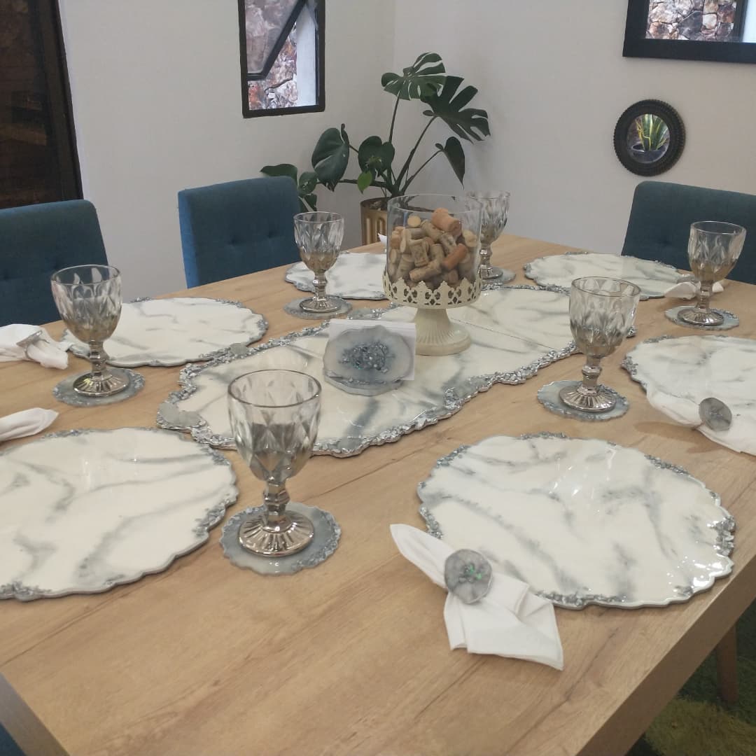 Placemat Set — Marble Silver Geode