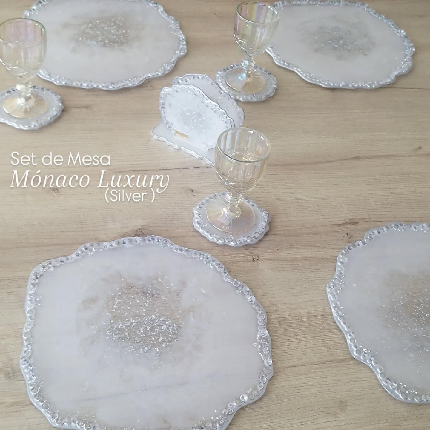 Placemat Set — Monaco Silver