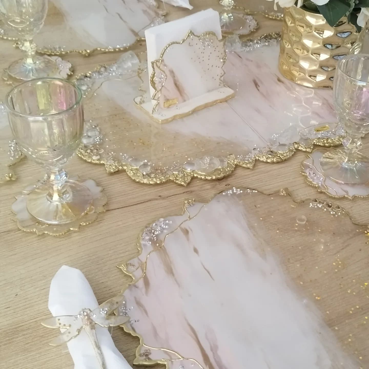 Table Runner — Italy - View 3