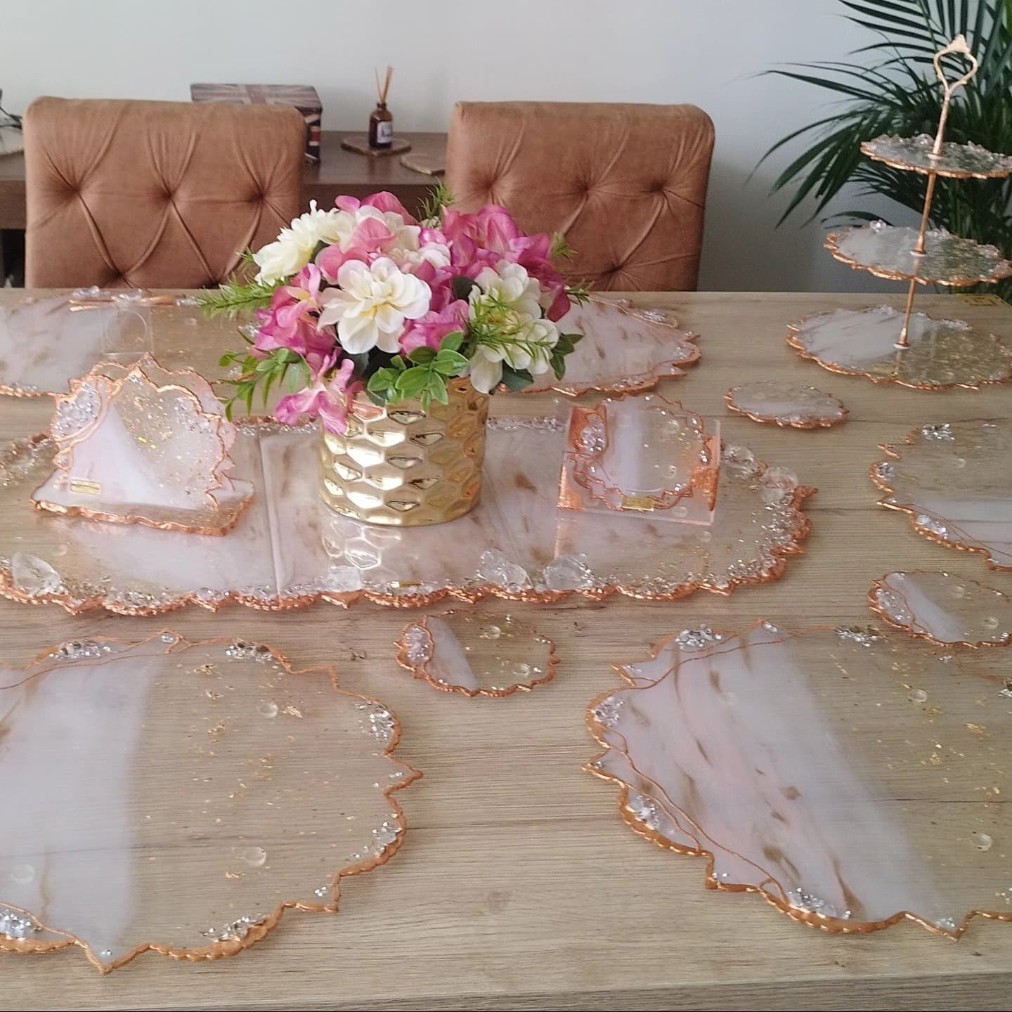 Table Runner — Italy Gold Pink - View 4
