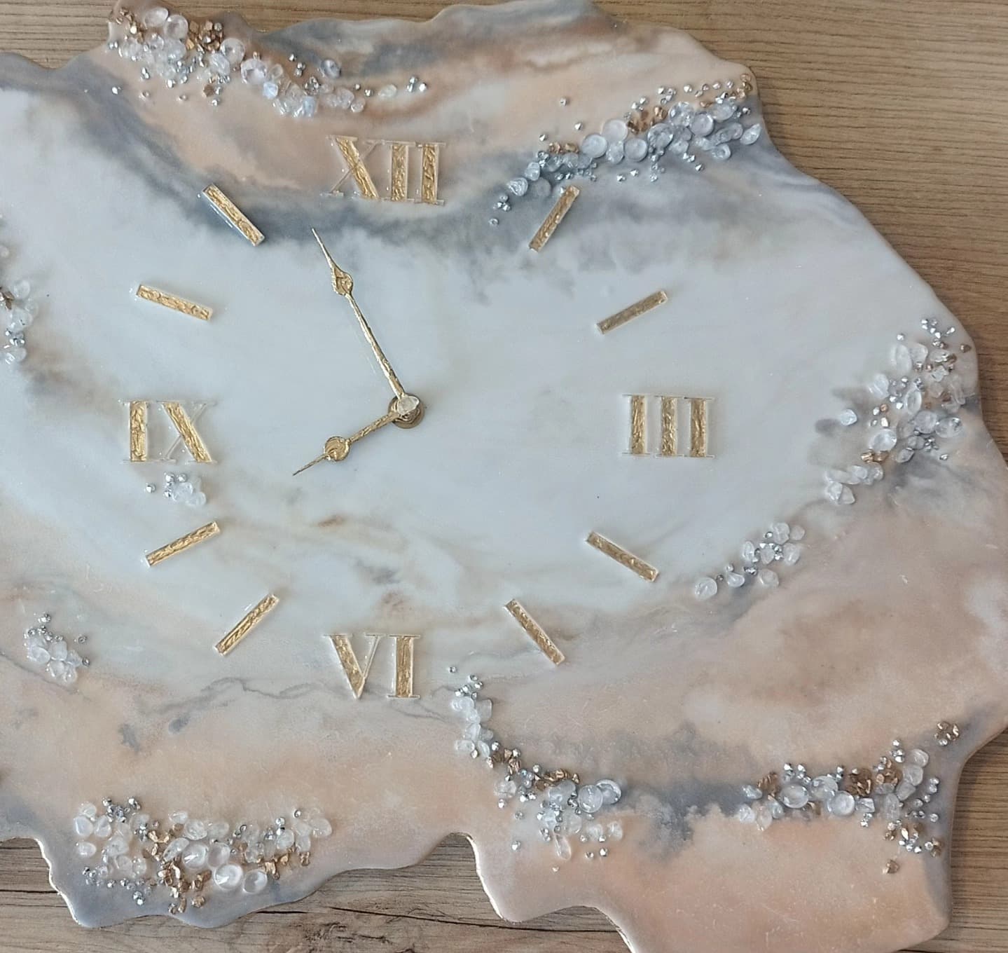 Luxury Clock — Greece - View 4