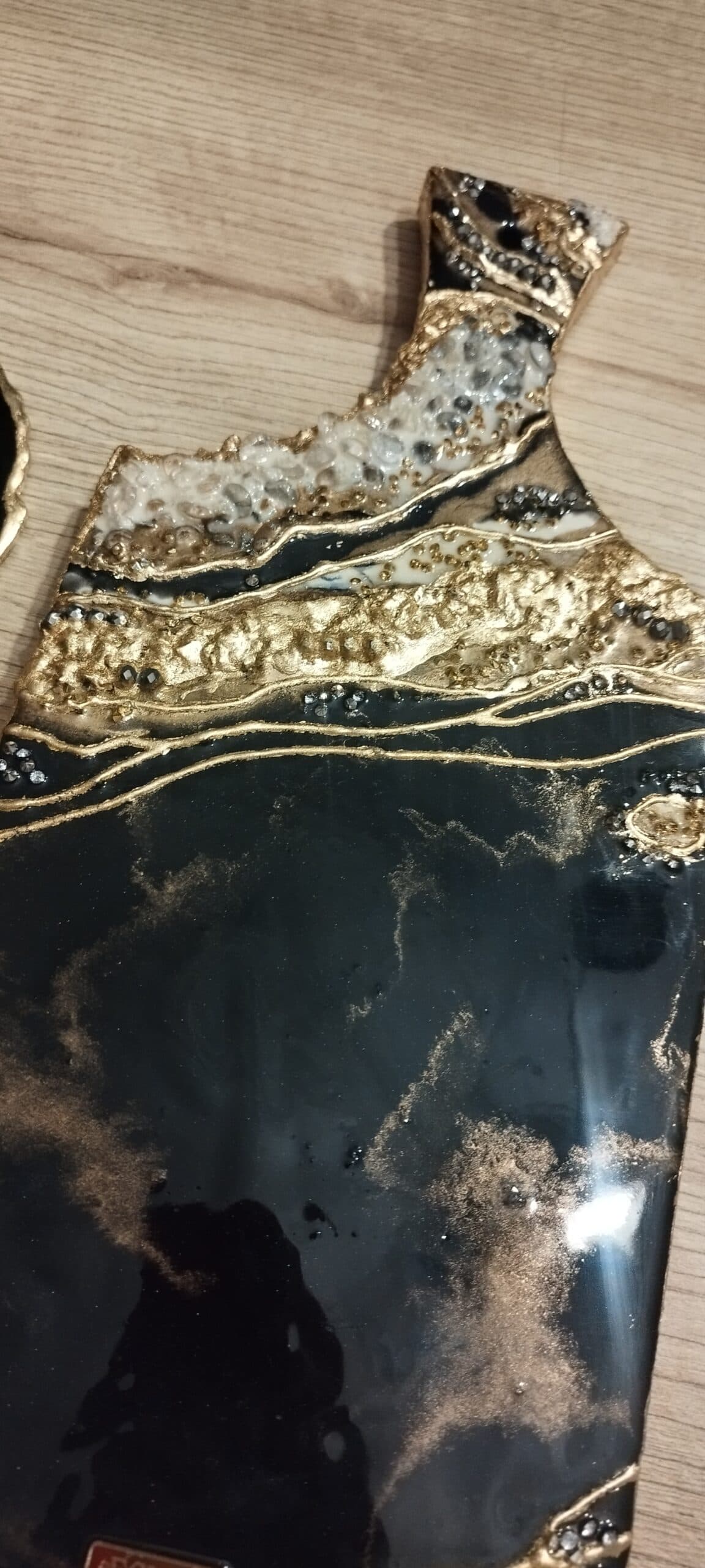 Serving Board — Night - View 3